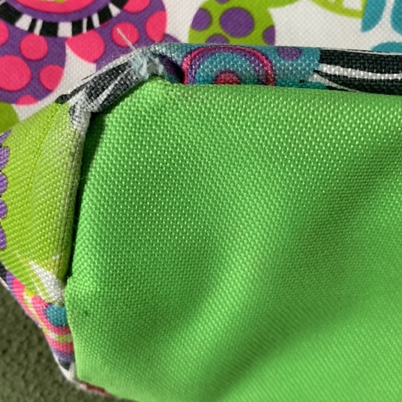 Floral, insulated lunch bag.  Zipper and handles.  Size approx. 8x12. - Picture 7 of 10